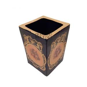 Maceta Decorativa de Porcelana, Jardinera Cuadrada de Lujo - Product Image 3