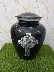 Well Selling Brass <b>Urns</b> <b>for</b> Funeral <b>Human</b> <b>Ashes</b> Customized Brass Cremation <b>Urns</b> New Design Metal Funeral Supplies Handmade <b>Urn</b> - Product Image 6