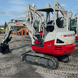 Takeuchi รถขุดตีนตะขาบขนาดเล็กที่ใช้ใน TB230RA รถขุดตีนตะขาบขนาดเล็กพร้อมเครื่องยนต์ดีเซล - Product Image 2