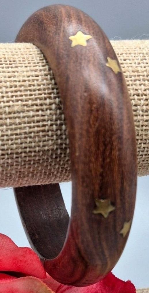 ไม้ธรรมชาติ