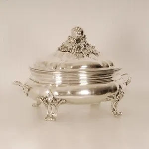 Cazuela de Acero Inoxidable para Servir |   Diseño Ecológico, Duradero y Antiadherente, Acabado Elegante con Utilidad Práctica - Product Image 5