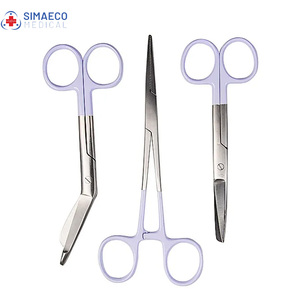 กรรไกรพยาบาล SIMAECO-CE SM-101 ขนาด 5 นิ้ว ทำจากสแตนเลสสตีล พร้อมลายดอกไม้สีฟ้า เครื่องมือผ่าตัดระดับ Class I - Product Image 2