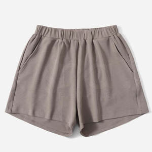 Pantalones cortos ligeros hechos con el mejor material para mujer, diseña tu propio logotipo, pantalones cortos teñidos lisos para mujer - Product Image 1