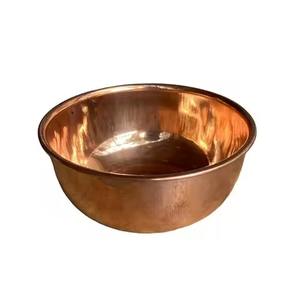 Bol rond en cuivre artisanal de qualité supérieure avec finition polie, compatible lave-vaisselle et écologique pour la cuisine et les fêtes - Product Image 2