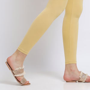 2024 haute qualité Anti UV Gym Leggings personnalisé taille haute respirant sans couture Yoga pantalon en soie Spandex Nylon-Push Yoga - Product Image 5