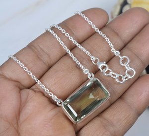 Exclusivo sólido 925 plata esterlina facetado rectángulo corte verde amatista piedra preciosa colgante collar bisel ajuste compromiso - Product Image 3