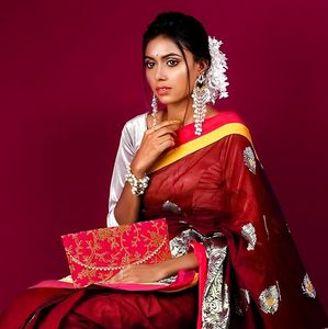 Pochette de broderie indienne traditionnelle cadeau pour elle broderie à la main Boho pochette Design coloré pour sac à main de mariée - Product Image 4