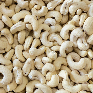 เม็ดมะม่วงหิมพานต์ W180เม็ดมะม่วงหิมพานต์ที่เชื่อถือได้จากเวียดนามส่งออกไปยังเรายุโรปตะวันออกกลางจากซานติโก - Product Image 1