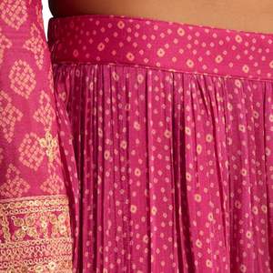 Ensemble Palazzo Bandhani Chinon rose vente en gros de vêtements ethniques pour femmes Usine de vêtements OEM Fournisseur en gros Tenue de fête de festival personnalisée - Product Image 6