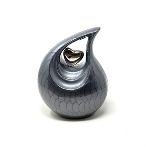 Urna Funeraria Moderna de Alta Calidad en Forma de Lágrima para Cenizas Humanas, Tamaño Adulto, Gris con Detalle de Corazón Plateado, para Funeral, Entierro, Recuerdo - Product Image 2