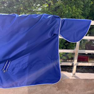 Tapis de cheval d'hiver imperméable personnalisé avec couvre-cou détachable Couverture matelassée matelassée pour chevaux pour la protection contre le froid - Product Image 4