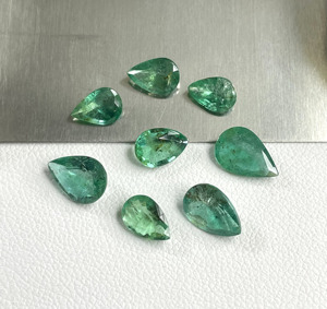 Émeraude zambienne 100% naturelle, taille poire, couleur verte, tailles variées, qualité supérieure, pierre précieuse en vrac pour la fabrication de bijoux au meilleur prix - Product Image 4