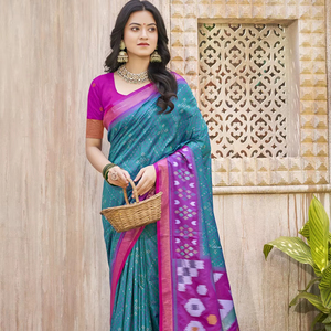 Saree de seda Pocha Palli con estampado floral perfecto para todos los eventos - Product Image 1