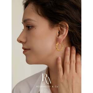 Orecchini a Cerchio Dorati Inossidabili, Mezzo Cerchio Lucido Vintage, Grandi Cerchi Placcati Oro, Orecchini a Cerchio Minimalisti Religiosi, Regalo per la Mamma - Product Image 6