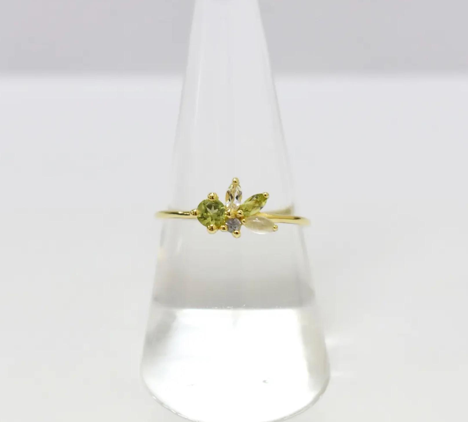 สีเหลือง