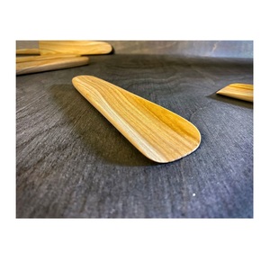 Cuerno de zapato de madera de acacia hecho a mano directo Nuevo diseño por Almost Craft Fabricante de estilo clásico directo - Product Image 1