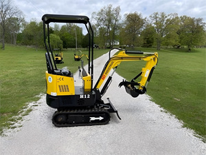 Miniexcavadora 2022 AGROTK H12 de segunda mano potente completamente inspeccionada a la venta con entrega en todo el mundo - Product Image 2