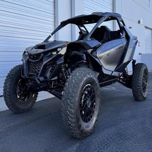 NUEVO Can-Am Maverick R X RS Triple Black 2026 - Product Image 1