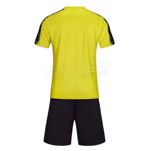 Best Selling Soccer Uniform New Style Soccer Uniform OEM Service Men Soccer Uniform Set - Product Image 2