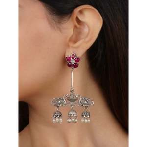 Pendientes colgantes chapados en plata de estilo tribal de color rosa EK-SFEAR361P Accesorio de moda - Product Image 1