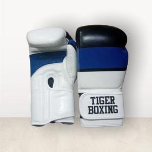 GAF Guantes de boxeo de cuero profesional 8oz 12oz Logotipo personalizado para hombres Mujeres Kick Boxing Entrenamiento y saco de boxeo Uso en gimnasios - Product Image 5