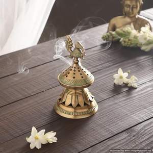 Brûleur d'encens religieux en laiton avec diffuseur d'arômes au parfum de bois de santal, matériau de haute qualité pour un usage domestique - Product Image 4