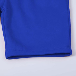 ชุดเซ็ตกางเกงขาสั้นมีฮู้ดสำหรับผู้ชายสีพื้นแบบกำหนดเองได้ - Product Image 4