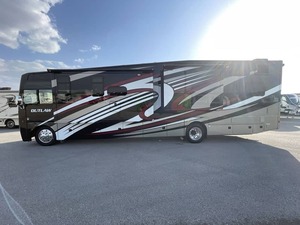 ผู้จำหน่ายรถบ้านมือสองปี 2023 ยี่ห้อ Thor Motor Coach รุ่น Outlaw Class A แบบใช้แก๊ส พร้อมที่เก็บสัมภาระ ขนาด 38KB สำหรับขาย - Product Image 6