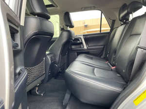 Toyota 4Runner Limited Usada de 2018 - Product Image 5