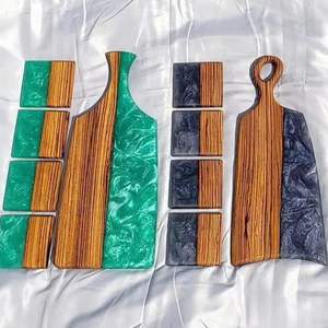 Nouvelle arrivée Design de luxe Planche à découper en bois et résine époxy pour charcuterie - Product Image 1