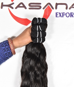 Extensiones de cabello humano para mujer negra de onda de trama doble natural sin procesar de la cutícula alineada DE LA India 100% - Product Image 1