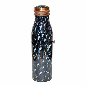 Botella de cobre puro con diseño minimalista para la hidratación del bienestar y el estilo de vida use Tradebyd - Product Image 1