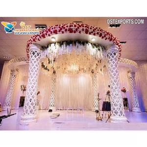 Décoration d'événements de mariage contemporaine : Mandap Plazzo blanc, Mandap de mariage exquis en FRP et cristal, Mandap de mariage de luxe blanc diamant (Royaume-Uni) - Product Image 1