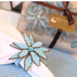 ที่ใส่กระดาษเช็ดปากลายดอกไม้สุดหรู เป็นมิตรกับสิ่งแวดล้อม สร้างสรรค์ สำหรับงานแต่งงาน งานปาร์ตี้ คริสต์มาส ตกแต่งโต๊ะอาหารสำหรับร้านอาหาร - Product Image 1