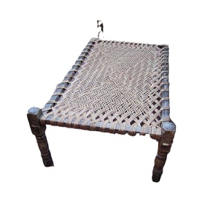 Meubles indiens faits à la main, meubles de salon, charpai en bois massif artisanal, lit de jour, siège tissé en corde de jute, traditionnel indien - Product Image 1