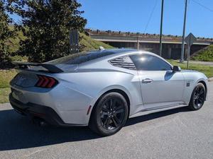 Nuevo Mustang GT SUV 2026 Euro VI, 6 Asientos, Automático, Cuero Oscuro, Luces LED R20, Tracción Trasera, Aleación de Aluminio, Panorámico - Product Image 3