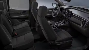 รถปิกอัพอัตโนมัติ GMC Canyon ดีเซลเบาะหนังด้านซ้ายกล้องหลังผลิตในญี่ปุ่น