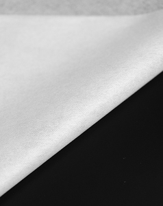 ผ้าโพลีเอสเตอร์ผสมความร้อนผ้านอนวูฟเวนเป็นมิตรต่อสิ่งแวดล้อมสำหรับเสื้อผ้า - Product Image 1