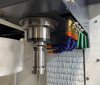 Centre d'usinage vertical CNC VMC 300 GSK avec broche BT40 et rigidité élevée pour la fabrication de moules/matrices et de grandes pièces métalliques