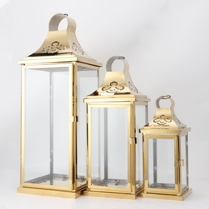 Ensemble de 2 lanternes métalliques en verre bougeoirs d'intérieur/extérieur de Noël pour la maison anniversaire saint valentin décoratif - Product Image 5