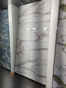 Inde 600x1200 Carreaux de sol en porcelaine de marbre vitrifié blanc brillant sans glissement et design moderne pour le salon Texture solide - Product Image 3