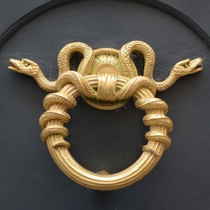 Sonnette de porte au design luxueux, élégante et décorative, idéale pour les villas, les bungalows et les cadeaux, en provenance d'Inde - Product Image 2