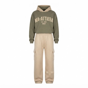 Ensemble jogging cargo à capuche court pour femme, personnalisé, en molleton de coton, color block vert olive et beige, style streetwear, OEM, vente en gros - Product Image 4