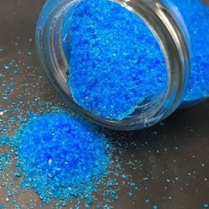 Sulfate de Cuivre Industriel de Qualité Supérieure 98% CuSO4.5H2O en Cristaux, Poudre de Sulfate de Cuivre Pentahydraté 7758-99-7, Vente Directe Usine - Product Image 1