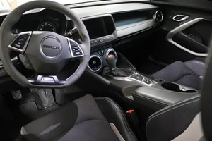 Chevrolet Camaro SS Coupé 2024 Usado, Cuero, Techo Panorámico, Automático, Volante a la Izquierda, Dark Muscle, SpeedTuned, GripOptimized - Product Image 5