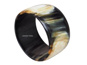 Bracelet en corne de buffle naturelle épaisse et écologique pour femmes, bracelets de manchette organiques larges, collection de bijoux de déclaration tribale - Product Image 2