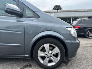 Diesel et essence d'occasion Mercedes-Benz Viano 2.2 litres Voitures à vendre/Mercedes-Benz Viano Ambiente CDI d'occasion - Product Image 5