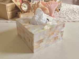 Caja de pañuelos con incrustaciones de hueso de madreperla, caja de pañuelos con incrustaciones de resina, vajilla de alta calidad, soporte de pañuelos de resina hecho a mano - Product Image 4