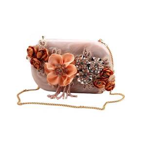 Boîte en résine pochette vente en gros pour la gamme de vêtements de fête sac en résine personnalisé pour Collection de mode de luxe à la main pochette en résine - Product Image 6