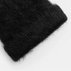 Bonnet Moderne en Fausse Fourrure avec Design Minimaliste Offre Spéciale Taille Adulte Bonnet Style Moelleux avec Surface en Fausse Fourrure - Product Image 2